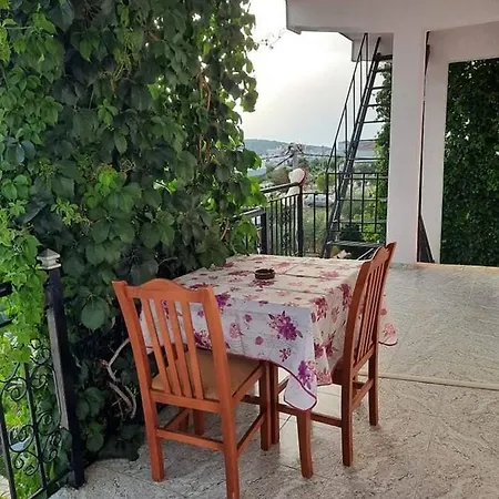 Festim 4* Ksamil